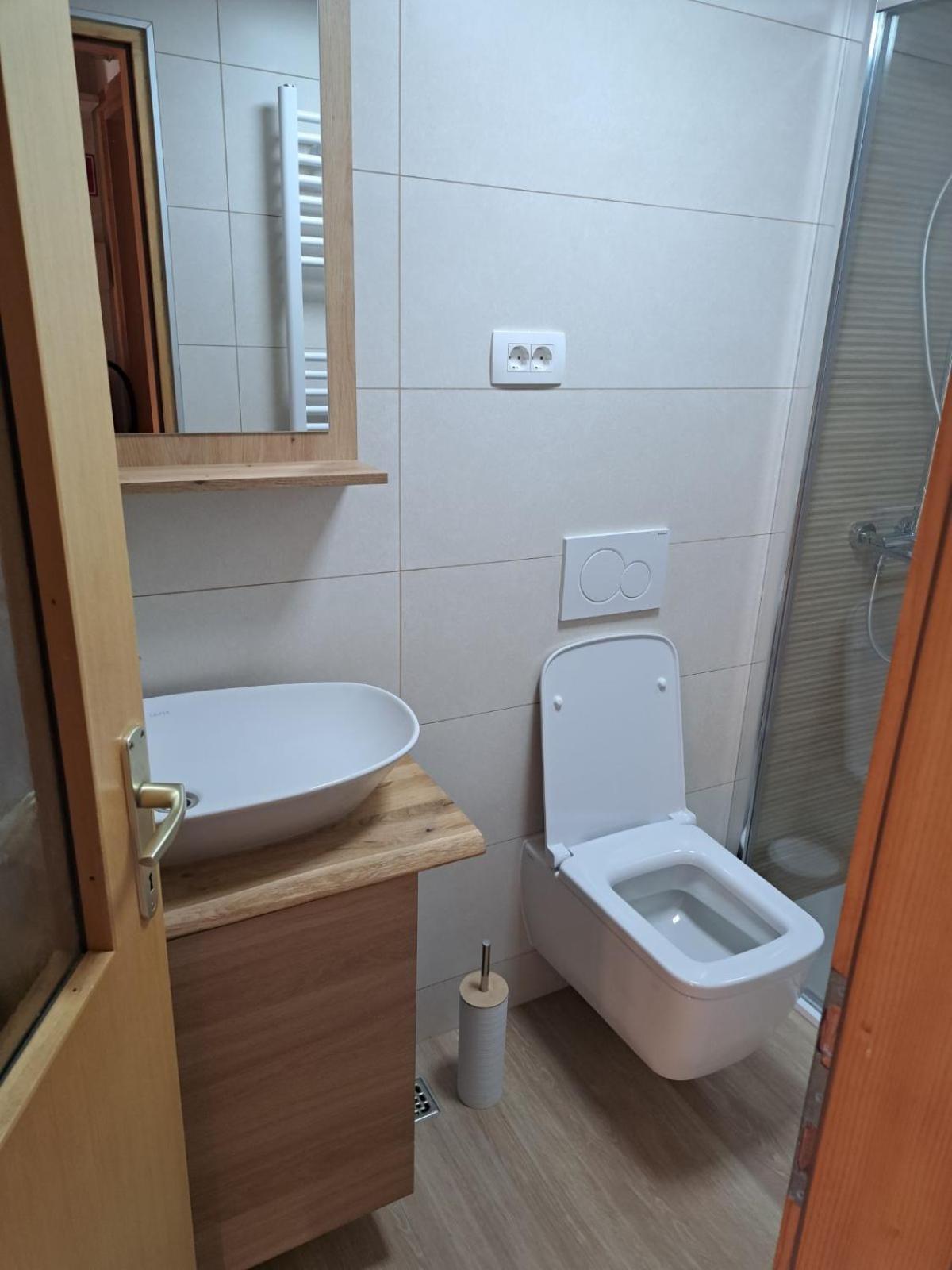 Vacation House Jurcek Radovljica Bagian luar foto